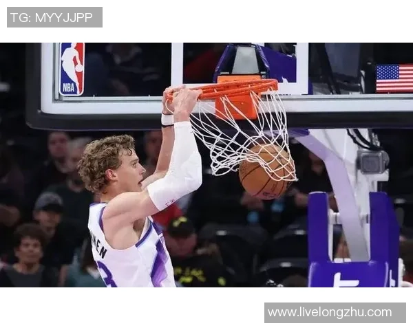 2017年快船与爵士季后赛第五场精彩直播回顾与分析