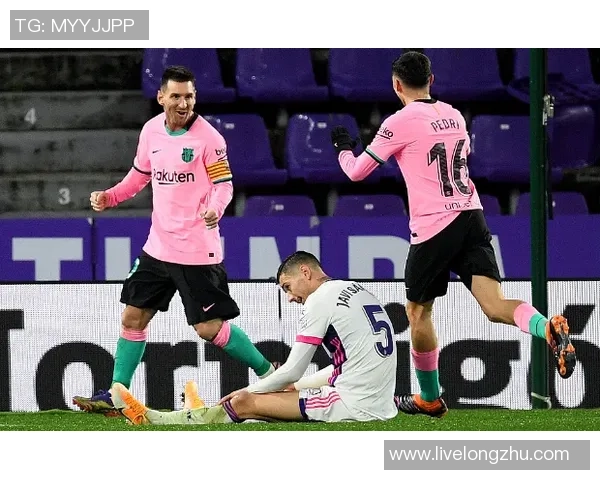 佩德里在足球场上的崛起与未来展望：年轻天才如何改变比赛格局